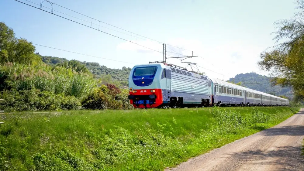 Oktoberfest Express: Viaggia da Roma a Monaco di Baviera in Treno con Comfort e Divertimento!