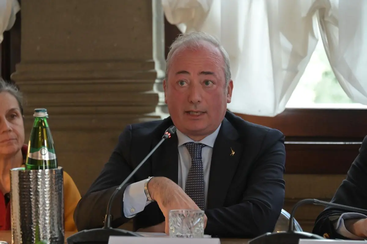https://images.class.atexcloud.io/view/acePublic/alias/contentid/1a77de61-5fe9-4c18-9f91-cca342aa5b78/0/il-ruolo-della-chiesa-delle-imprese-e-del-terzo-settore-a-supporto-della-riabilitazione-dei-giovani-negli-istituti-minorili.webp