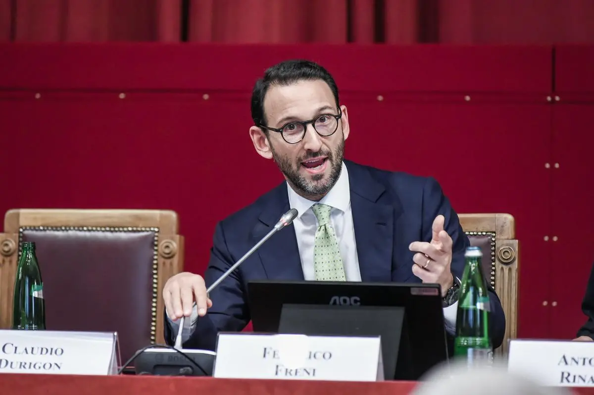 https://images.class.atexcloud.io/view/acePublic/alias/contentid/1dc9c6b4-6dc2-44f3-b84e-8d3225ad926b/0/pnrr-opportunita-per-l-italia-e-gli-enti-locali.webp