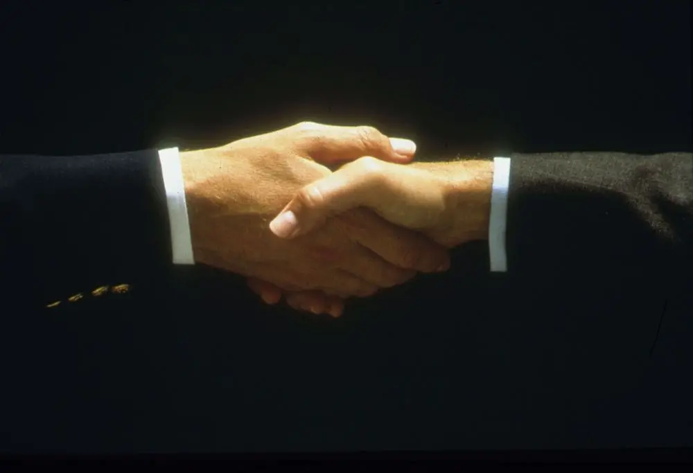 https://images.class.atexcloud.io/view/acePublic/alias/contentid/2d9b6232-fe13-424a-a274-d74086100ed4/0/accordo-unione.webp