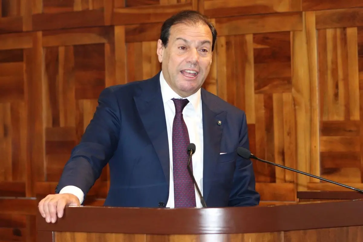 https://images.class.atexcloud.io/view/acePublic/alias/contentid/32b7ed75-9ecd-4681-a6b7-cd7be8a5a905/0/convegno-ripresa-economica-e-crescita-sociale-organizzato-dall-ordine-dei-commercialisti.webp