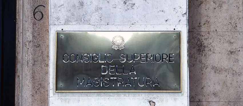 https://images.class.atexcloud.io/view/acePublic/alias/contentid/43b1abe3-76e0-4a7a-8575-f5659cf146aa/0/roma-consiglio-superiore-della-magistratura-csm-istituzioni-esterni-palazzo-dei-marescialli.webp