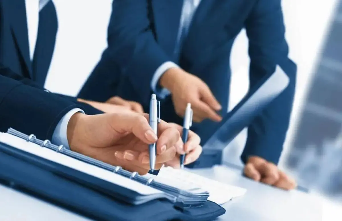 https://images.class.atexcloud.io/view/acePublic/alias/contentid/62dec045-ca43-47cc-9ef7-f13ebda5208a/0/professionisti-jpg.webp