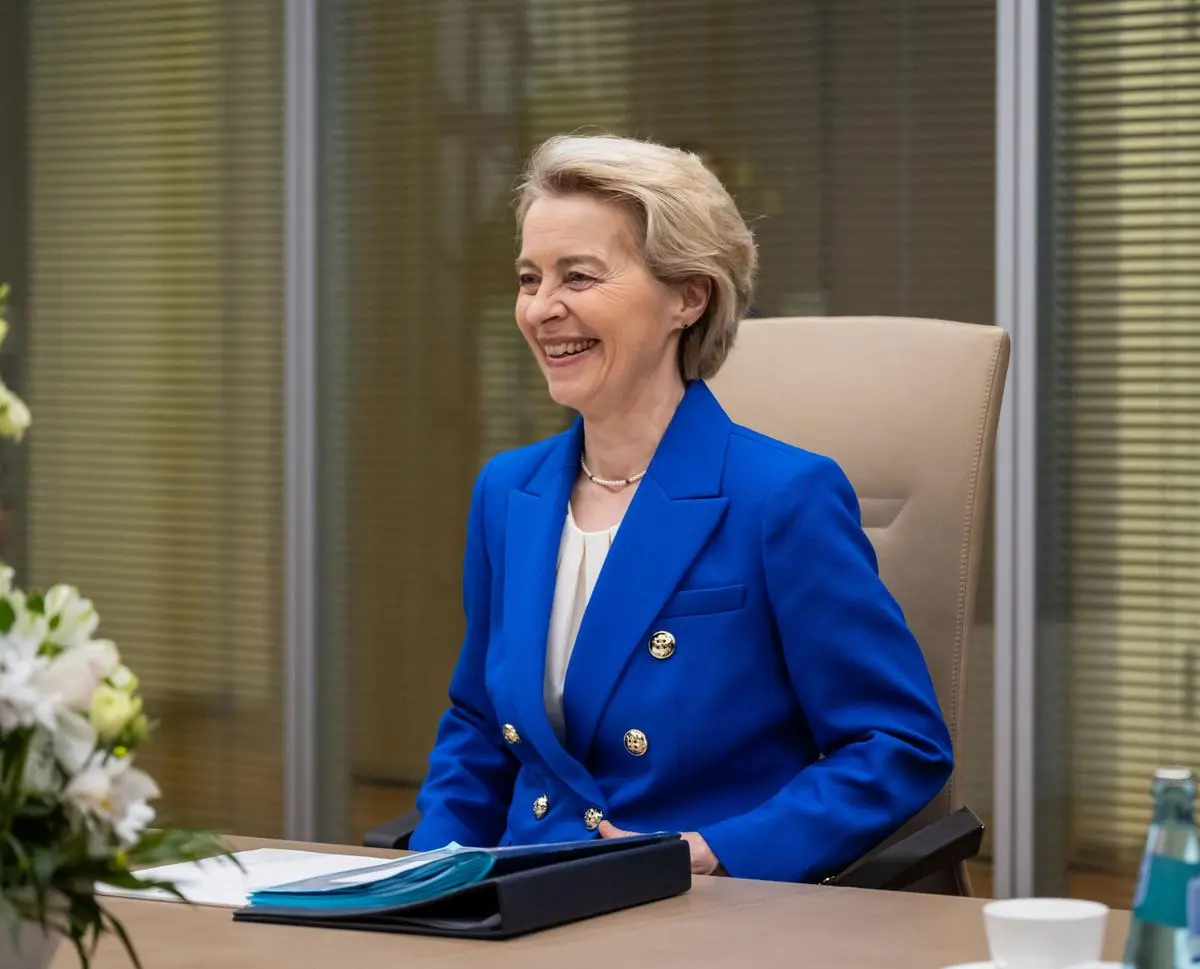 https://images.class.atexcloud.io/view/acePublic/alias/contentid/6682c7fb-29c2-47d5-8a7f-41745b4fea53/0/visita-di-ursula-von-der-leyen-presidente-della-commissione-europea-in-germania.webp