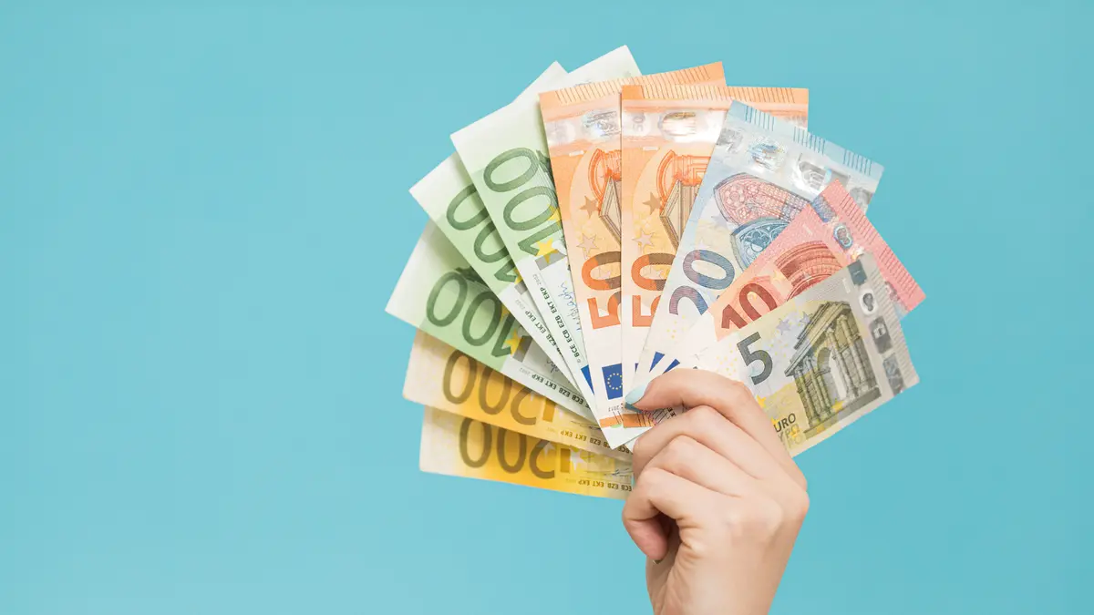 https://images.class.atexcloud.io/view/acePublic/alias/contentid/765f40be-5fea-4061-8566-23157a5d674b/0/sai-a-cosa-serve-il-ticket-1.webp
