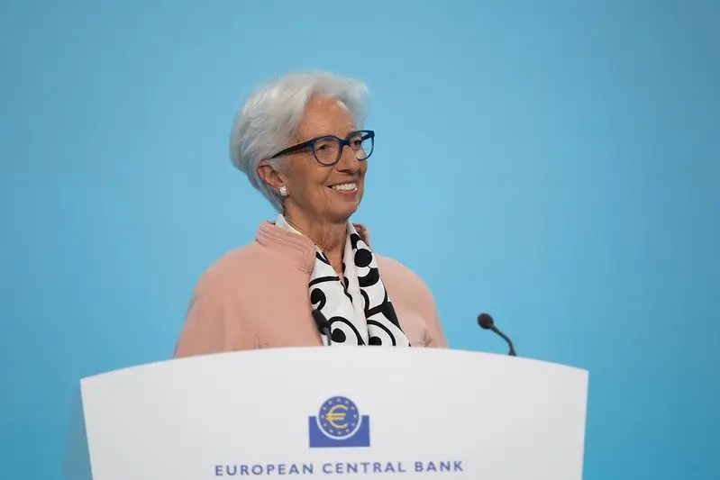 https://images.class.atexcloud.io/view/acePublic/alias/contentid/86afa630-5efd-476a-bf32-5db624006ce1/0/bce-conferenza-stampa-della-presidente-lagarde.webp