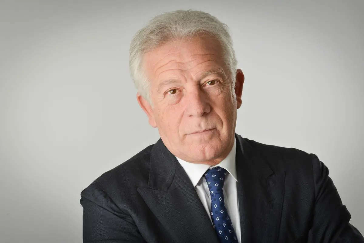 https://images.class.atexcloud.io/view/acePublic/alias/contentid/87c01efc-0c9c-47e3-8fb8-06d5a7e3ec38/0/paolo-angelli_confimiindustria-jpg.webp