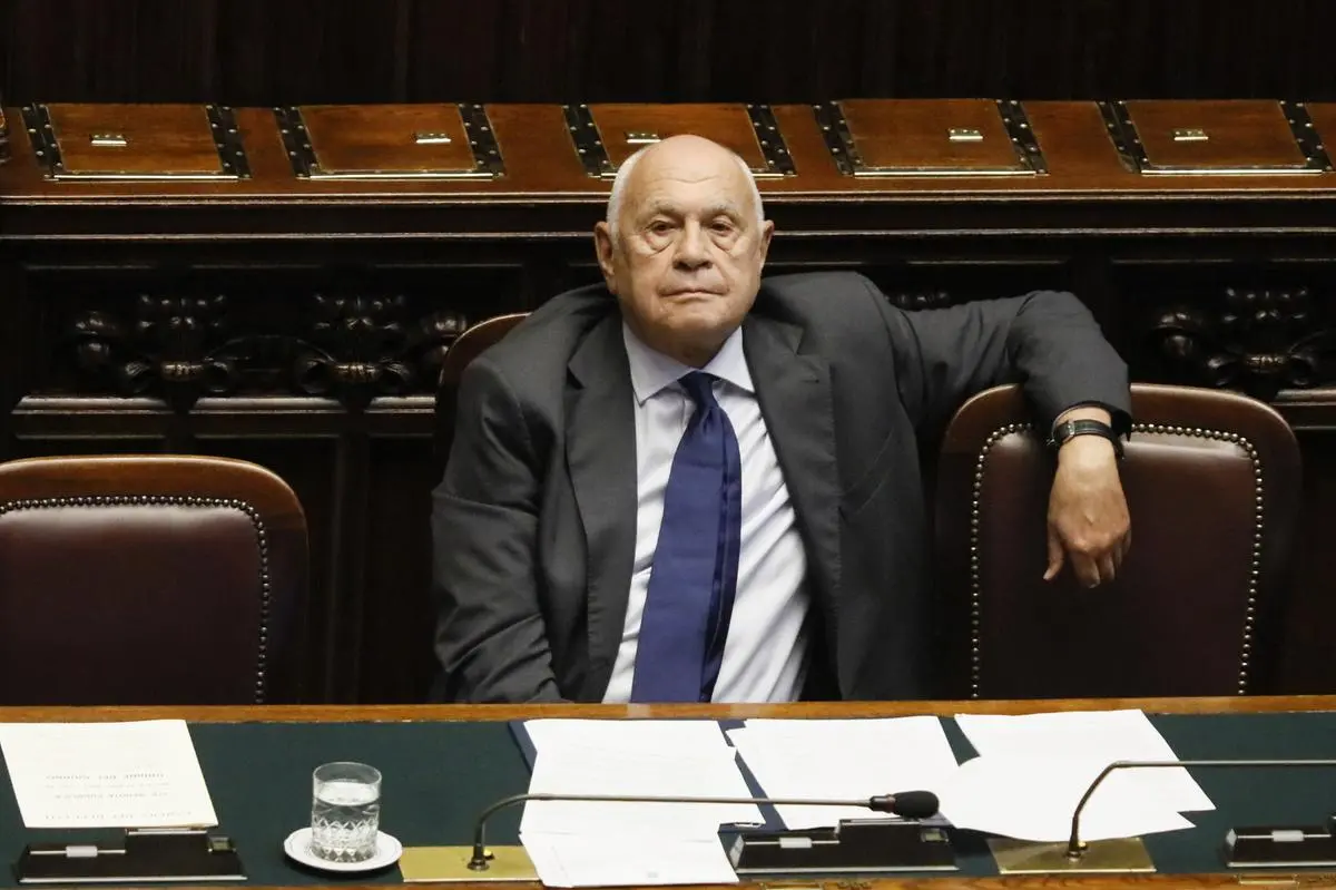 https://images.class.atexcloud.io/view/acePublic/alias/contentid/911e7a1b-aadc-44c5-ab61-ce863cb2a21c/0/camera-aula-question-time-con-i-ministri-calderone-urso-e-nordio.webp