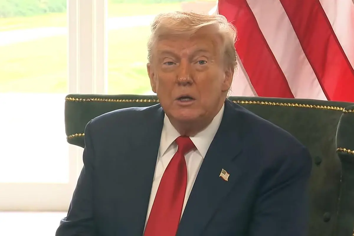 https://images.class.atexcloud.io/view/acePublic/alias/contentid/94f213e1-df3f-40f6-bdc1-9b5301911c31/0/incontro-starmer-trump.webp