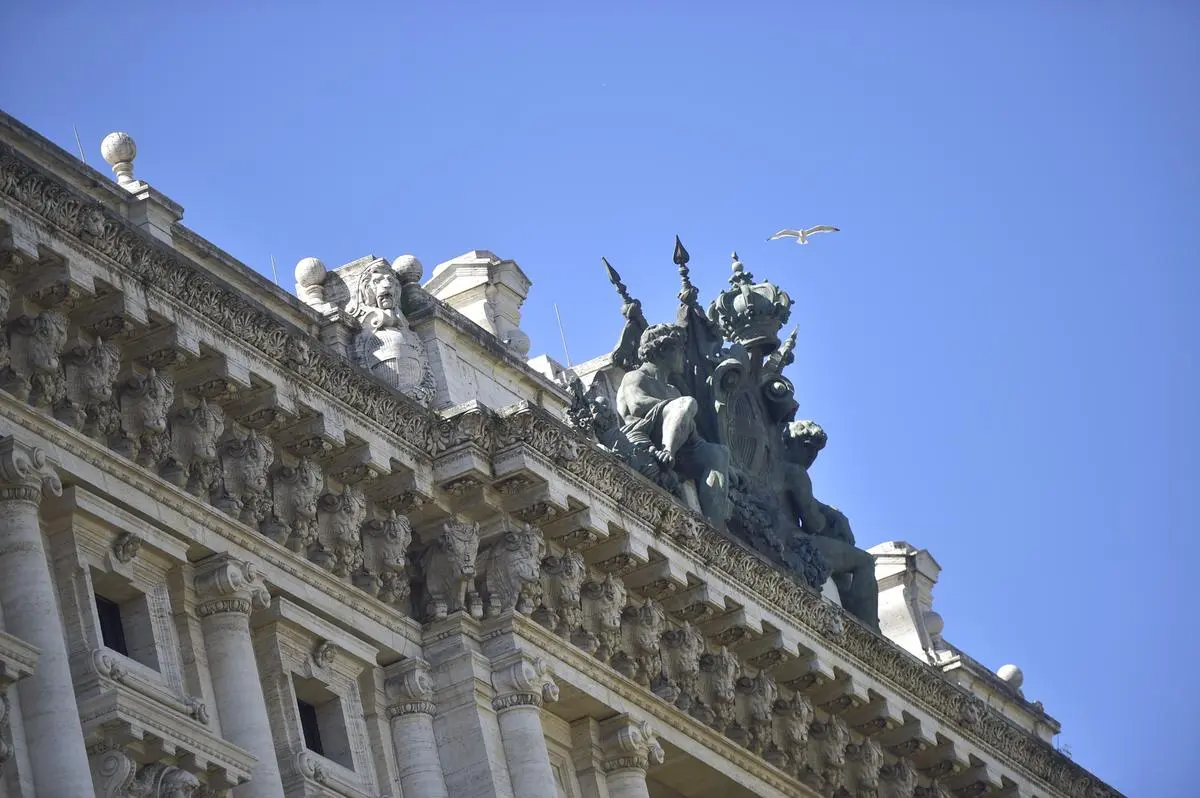 https://images.class.atexcloud.io/view/acePublic/alias/contentid/98752e5a-f46e-4f38-9d72-15d043a73945/1/cassazione.webp