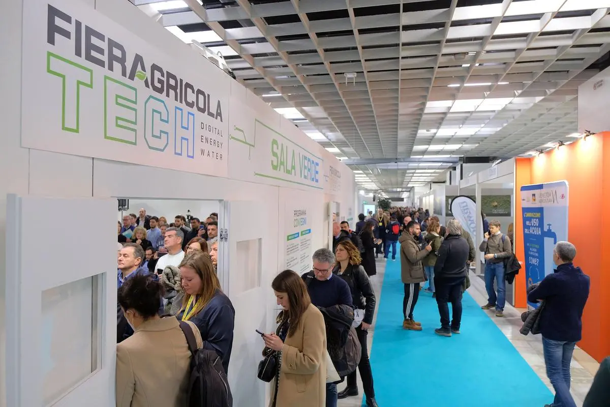 https://images.class.atexcloud.io/view/acePublic/alias/contentid/9a1fda13-6101-49b9-9cb4-09ef45ac5fff/0/fieragricola.webp