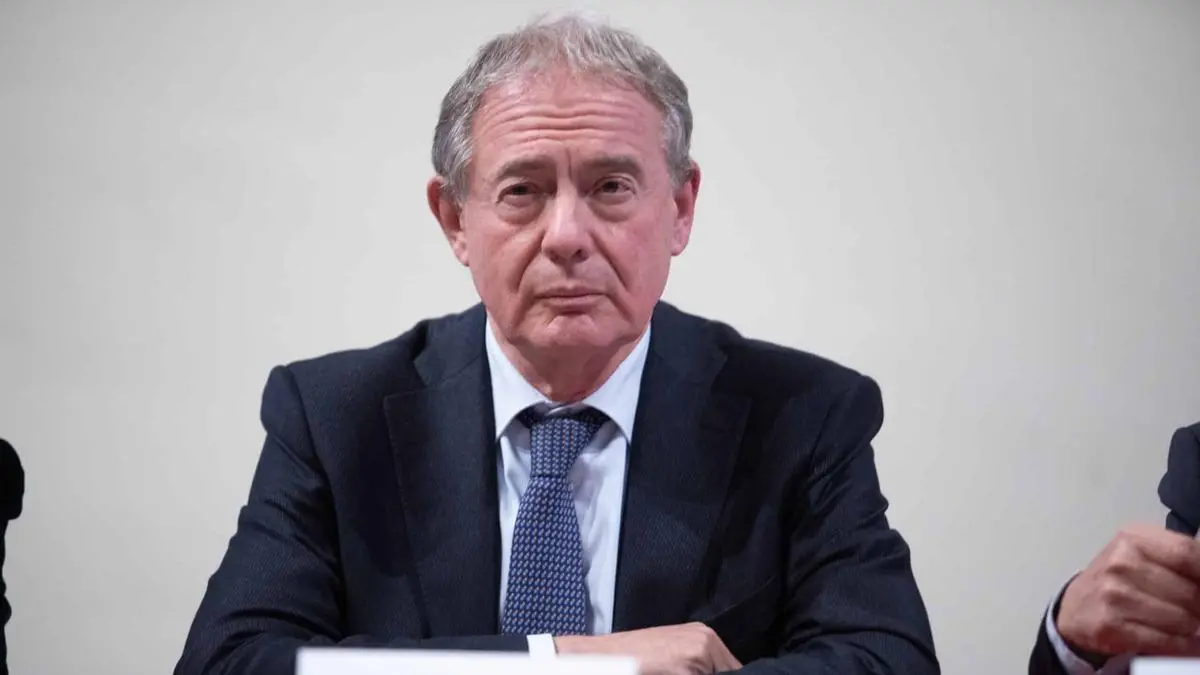 https://images.class.atexcloud.io/view/acePublic/alias/contentid/a25e3940-3bbf-4e76-8e38-e18116ecbf73/0/un-francobollo-per-sergio-ramelli-contro-lodio-e-la-violenza.webp