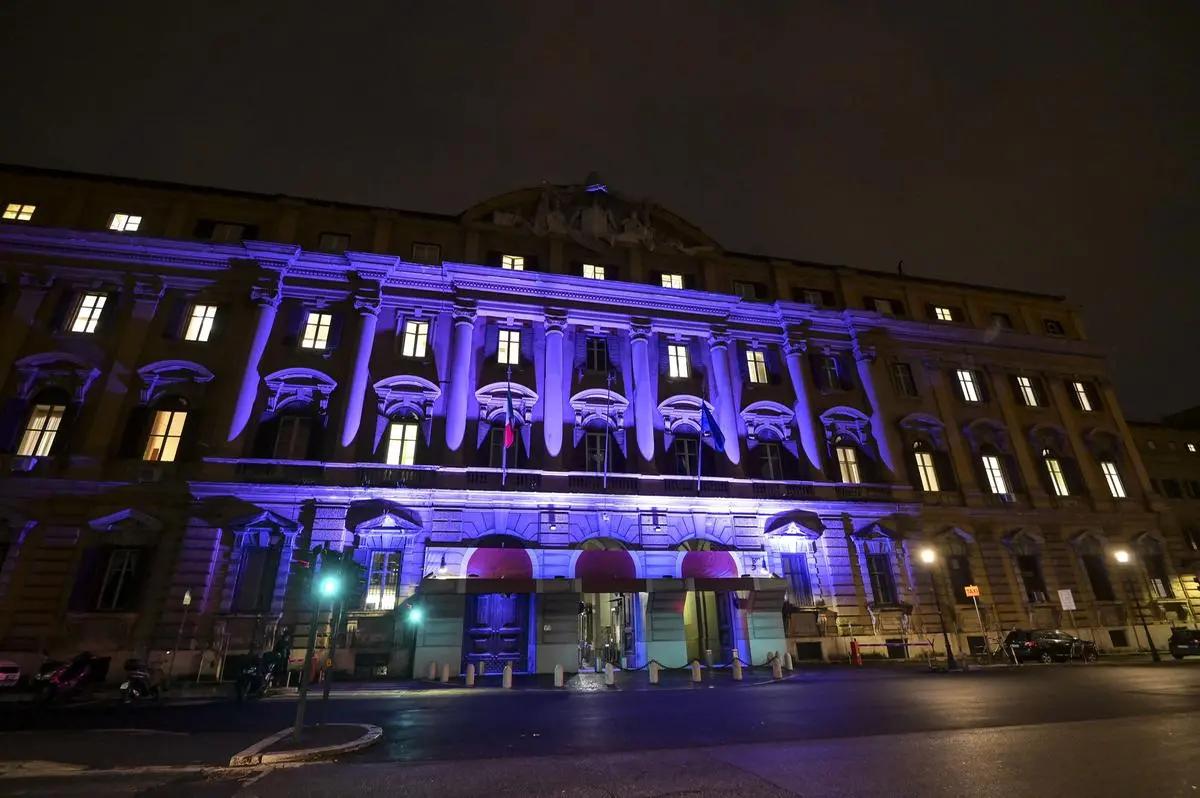 https://images.class.atexcloud.io/view/acePublic/alias/contentid/a370b123-3bea-48cd-8f62-305eec17c4c3/0/il-mef-ministero-economia-e-finanze-si-tinge-di-viola-giornata-internazionale-diritti-della-donna.webp