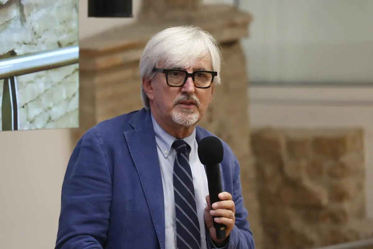 https://images.class.atexcloud.io/view/acePublic/alias/contentid/ab85789a-3b3d-4464-9427-20f66f0d5f60/0/le-coperture-di-ltc-una-necessita-ineludibile-del-paese.webp