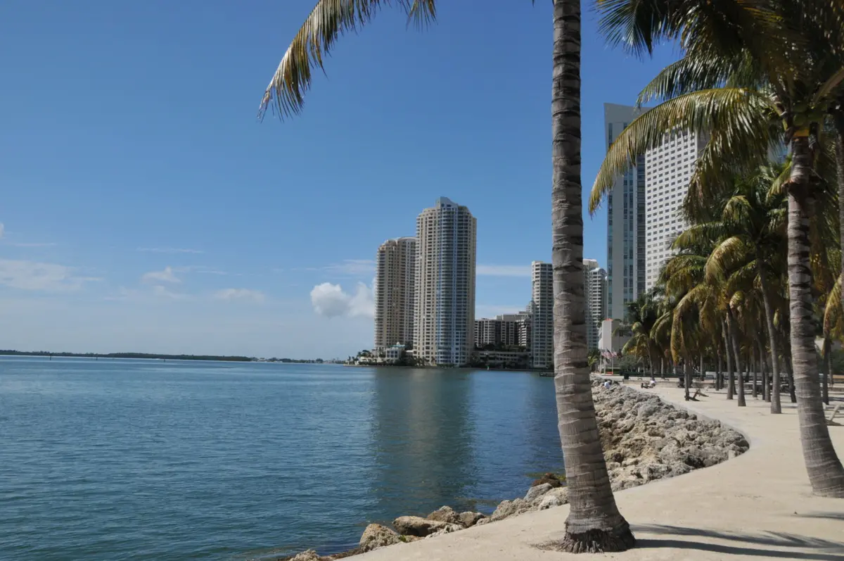 https://images.class.atexcloud.io/view/acePublic/alias/contentid/b44c0d0f-d246-4bf4-a50b-3763257b2aae/0/bahamas.webp