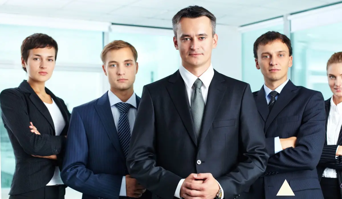 https://images.class.atexcloud.io/view/acePublic/alias/contentid/b9c00e7e-a0fc-4ae9-b6b7-373669d38ca6/0/professionista-genz-1.webp