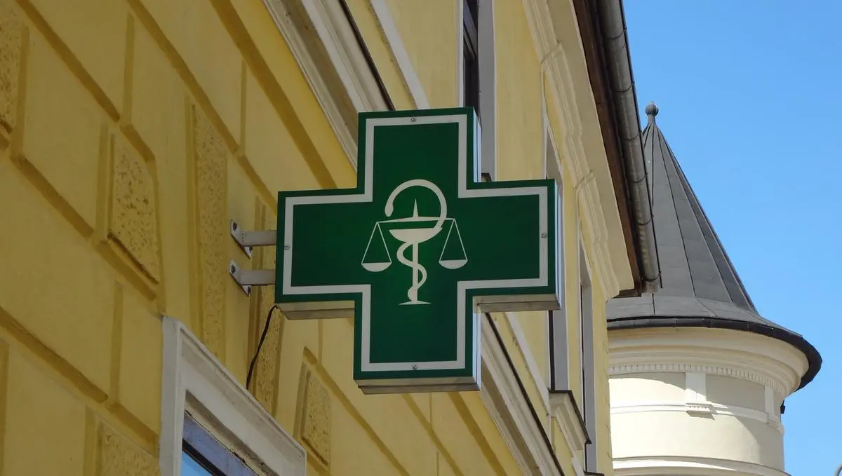 https://images.class.atexcloud.io/view/acePublic/alias/contentid/bd867536-ea07-4f9e-a8ca-b6dfd5b060a2/0/mdfrescueryoutube-logo-pharmacy-3215049-jpg.webp