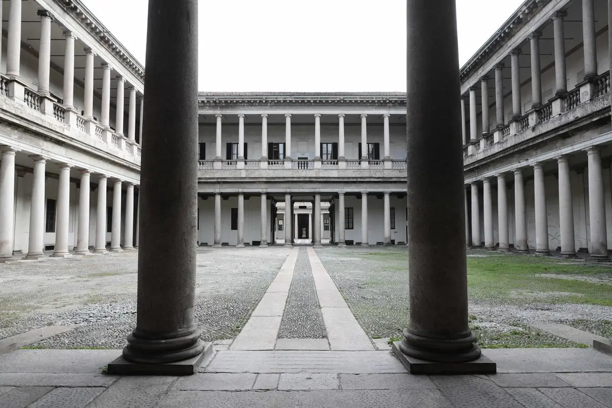 https://images.class.atexcloud.io/view/acePublic/alias/contentid/c3ed52ff-8551-4959-a233-aec3fcbedb7f/1/palazzo-del-senato-sede-archivio-di-stato-di-milano.webp