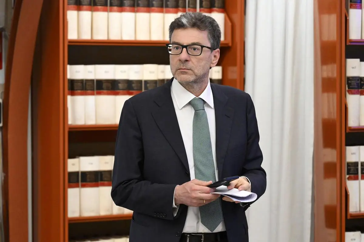 https://images.class.atexcloud.io/view/acePublic/alias/contentid/d034688b-5a33-4a64-b5a1-09a5009e4aaf/0/presentazione-del-rapporto-sulla-politica-di-bilancio-2024.webp