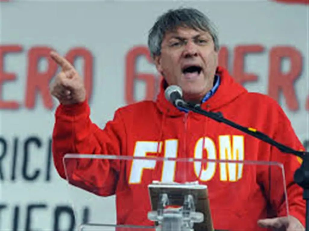 https://images.class.atexcloud.io/view/acePublic/alias/contentid/d52c73e9-0051-43e9-900f-a1ee10a12b29/0/landini-maurizio-fiom-cgil-medium-jpg.webp