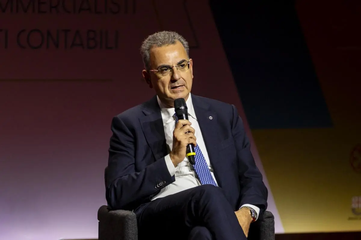 https://images.class.atexcloud.io/view/acePublic/alias/contentid/e49d66e0-f88c-4da6-9306-e95c7ed291d2/0/de-nuccio-jpg.webp