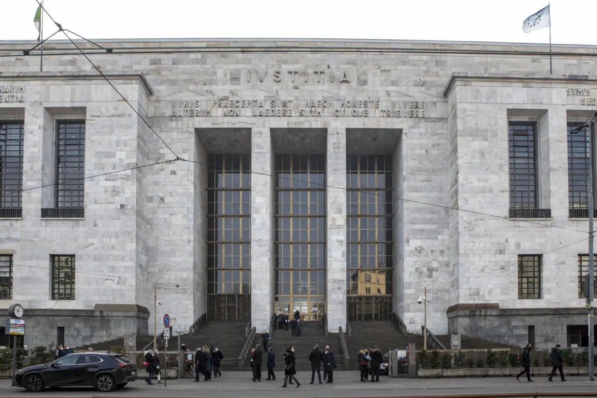 https://images.class.atexcloud.io/view/acePublic/alias/contentid/f11f6bed-4d0c-4794-9d63-4fb650c799d0/0/tribunale-milano-jpg.webp